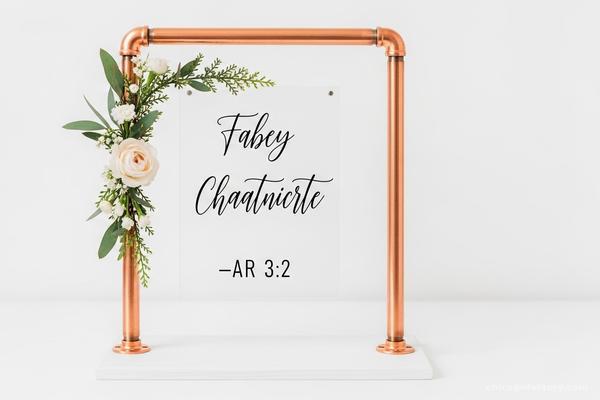 Easel & Stand Styling